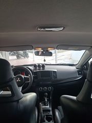 Mitsubishi Lancer Evo 2008 X MR-thumb-10