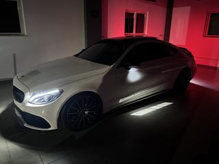 Mercedes-Benz C 250 2017 AMG C63s Look 4matic-thumb-49