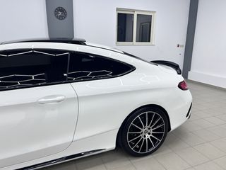 Mercedes-Benz C 250 2017 AMG C63s Look 4matic-thumb-13