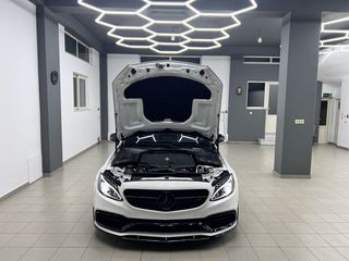 Mercedes-Benz C 250 2017 AMG C63s Look 4matic-thumb-21