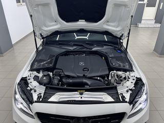 Mercedes-Benz C 250 2017 AMG C63s Look 4matic-thumb-22