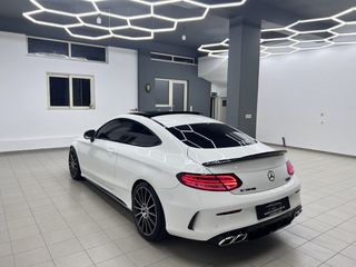 Mercedes-Benz C 250 2017 AMG C63s Look 4matic-thumb-27