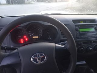 Toyota Hilux 2015 DOUBLE CAB 2.4 D4D 4X4-thumb-15
