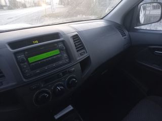 Toyota Hilux 2015 DOUBLE CAB 2.4 D4D 4X4-thumb-18