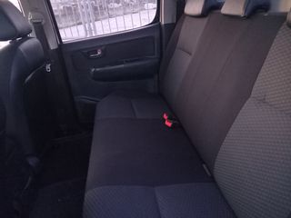 Toyota Hilux 2015 DOUBLE CAB 2.4 D4D 4X4-thumb-20