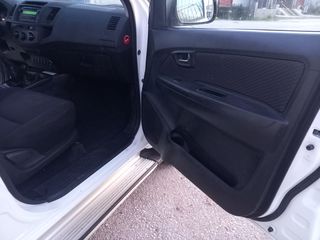 Toyota Hilux 2015 DOUBLE CAB 2.4 D4D 4X4-thumb-23