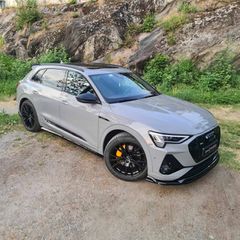 Πρόσθιο splitter Audi e-Tron S-Line-thumb-4