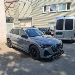 Πρόσθιο splitter Audi e-Tron S-Line-thumb-2