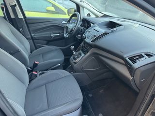 Ford Grand C-Max 2017-thumb-9