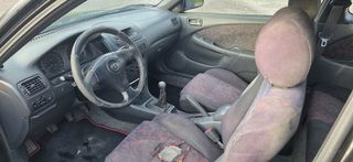 Toyota Corolla 2000-thumb-10