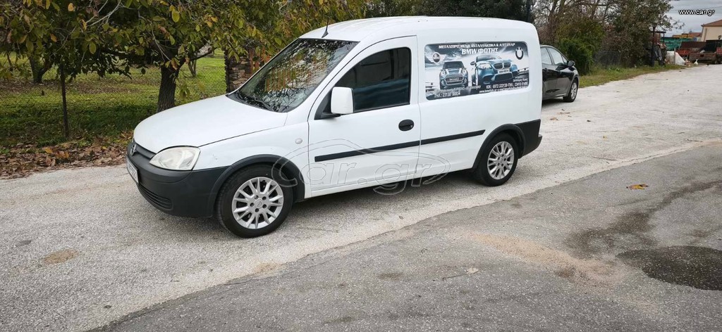 Opel Combo 2011