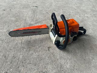 STIHL MS 170 ( 30 cc - 1.8 hp )-thumb-1