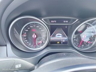 Mercedes-Benz CLA 180 2018 AMG-thumb-21