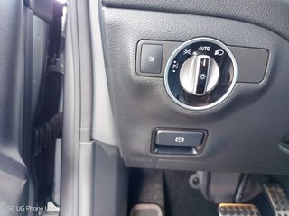 Mercedes-Benz CLA 180 2018 AMG-thumb-10
