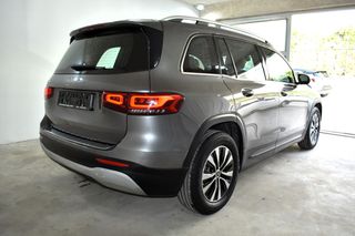 Mercedes-Benz GLB 200 2022 1.33cc STYLE DARK NIGHT 7G/TRONIC AUTOMATIC-F1 PADS EURO6-thumb-9