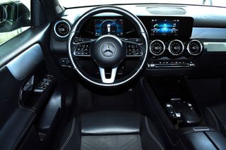 Mercedes-Benz GLB 200 2022 1.33cc STYLE DARK NIGHT 7G/TRONIC AUTOMATIC-F1 PADS EURO6-thumb-24