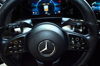 Mercedes-Benz GLB 200 2022 1.33cc STYLE DARK NIGHT 7G/TRONIC AUTOMATIC-F1 PADS EURO6-thumb-31