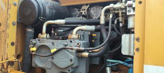 Εκσκαφέας Με Λάστιχα Liebherr 2011 A904 C-thumb-3
