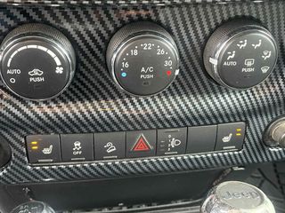 Jeep Wrangler 2012 2,8DIESEL ARTIC-thumb-9