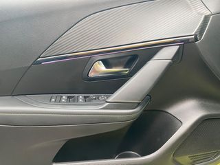 Peugeot 208 2024 GT 1.2-thumb-9