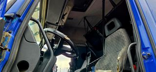 Volvo 1996 FH12 420 GLOBE-thumb-10