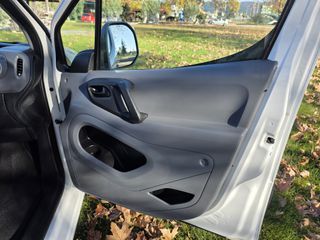 Citroen Berlingo 2011-thumb-8