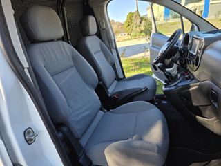 Citroen Berlingo 2011-thumb-11