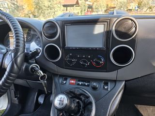 Citroen Berlingo 2011-thumb-14