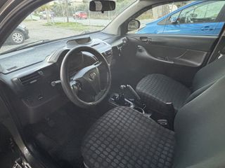 Toyota iQ 2012 D4D EURO5-thumb-7