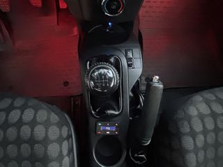 Toyota iQ 2012 D4D EURO5-thumb-10