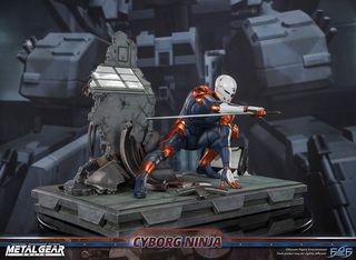 Metal Gear Solid Statue Cyborg Ninja (Gray Fox) 41 cm-thumb-3