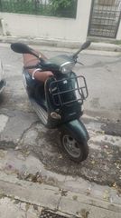 Piaggio Vespa LX 150 2000 VESPA LX 150