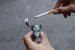 Winkee - Ashtray - Portable Ashtray Beer-thumb-1