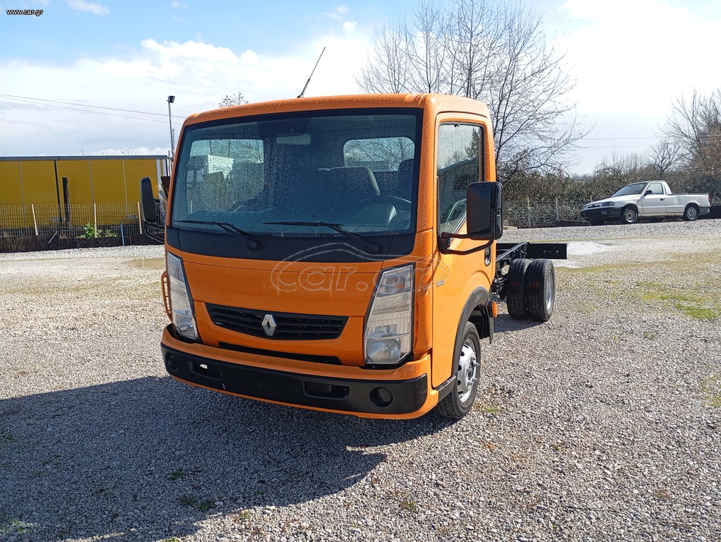 Ανατροπή Mercedes-Benz 2010 Renault maxity