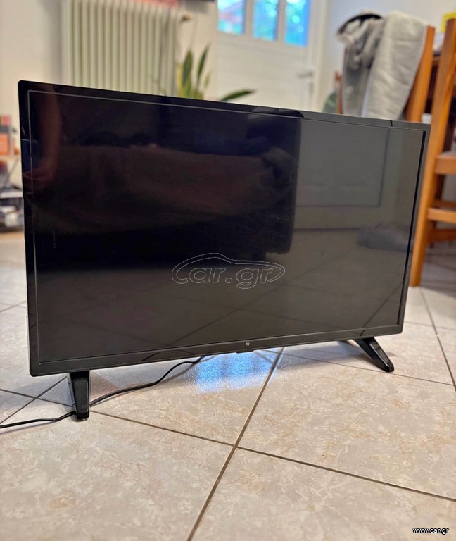 F&U smartTV 32”