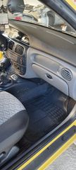 Renault Megane 2000-thumb-18