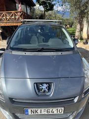 Peugeot 5008 2013