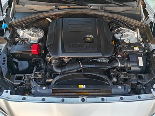 Jaguar F-Pace 2016 R- SPORT   2.0 DIESEL-thumb-24