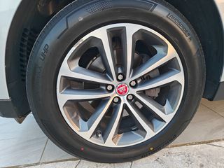 Jaguar F-Pace 2016 R- SPORT   2.0 DIESEL-thumb-13
