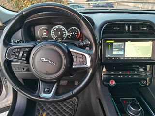 Jaguar F-Pace 2016 R- SPORT   2.0 DIESEL-thumb-15