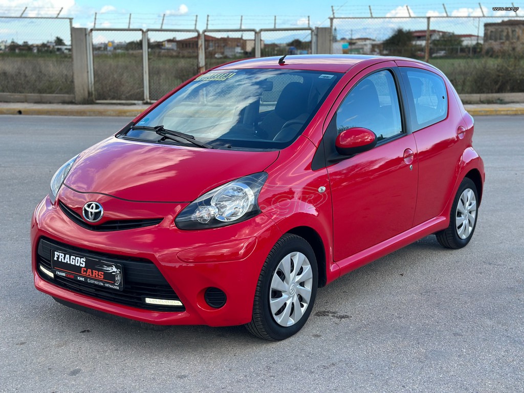 Toyota Aygo 2013 CONNECT PLUS NAVI 5D