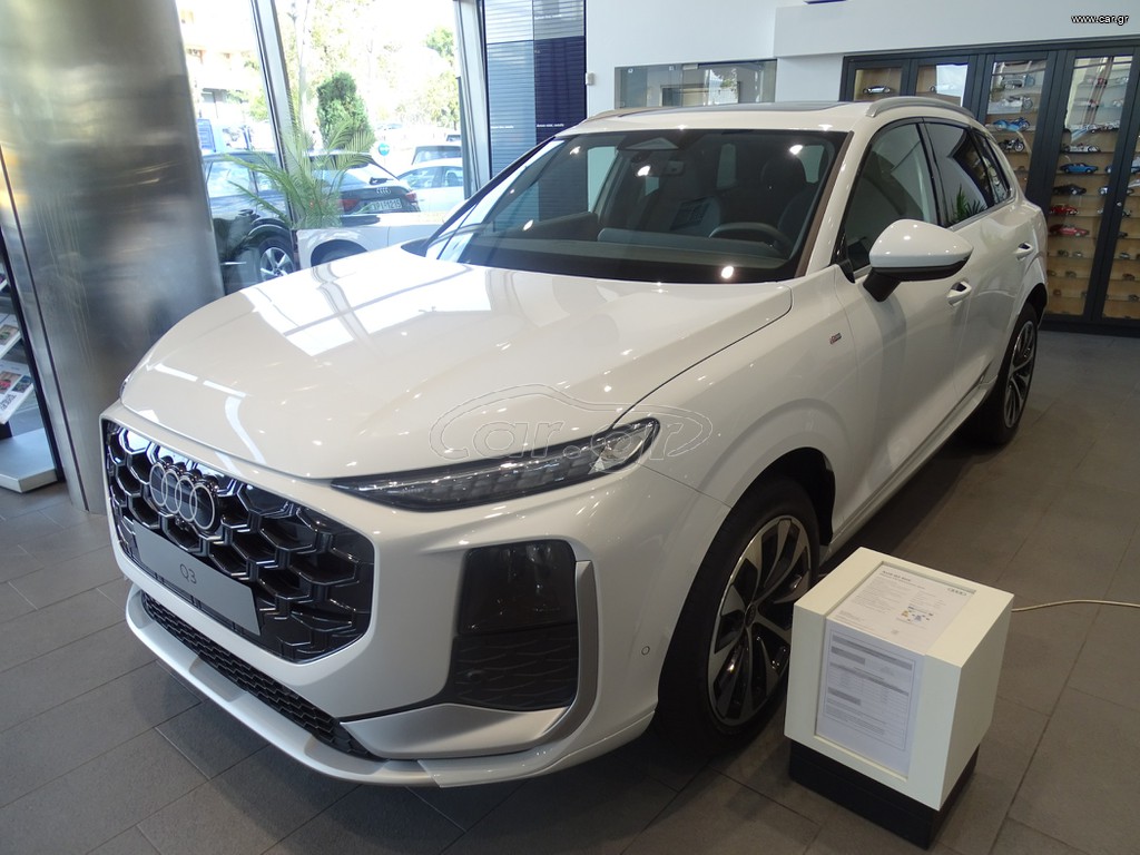 Audi Q3 2026 Q3 Advanced TFSI Hybrid S tronic 150 hp Sline