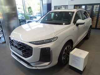 Audi Q3 2026 Q3 Advanced TFSI Hybrid S tronic 150 hp Sline