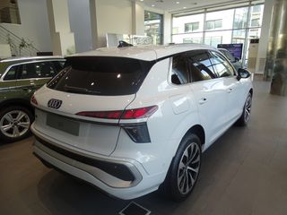 Audi Q3 2026 Q3 Advanced TFSI Hybrid S tronic 150 hp Sline-thumb-2