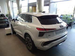 Audi Q3 2026 Q3 Advanced TFSI Hybrid S tronic 150 hp Sline-thumb-3