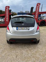 Lancia Ypsilon 2013-thumb-5