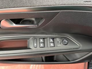 Peugeot 3008 2018 GT line F1 panorama FULL-thumb-15