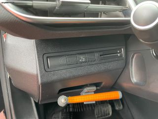 Peugeot 3008 2018 GT line F1 panorama FULL-thumb-19