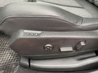 Peugeot 3008 2018 GT line F1 panorama FULL-thumb-20