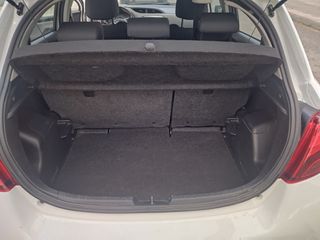 Toyota Yaris 2016 DIESEL D-4D-thumb-23